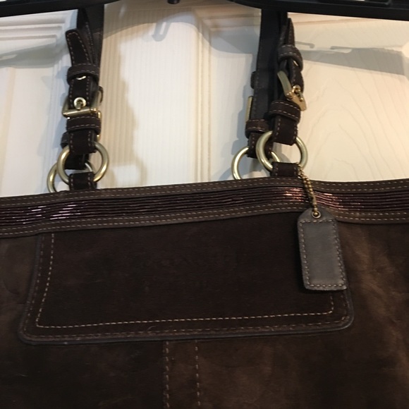 Coach medium tote bag, brown suede & beading - Picture 7 of 8